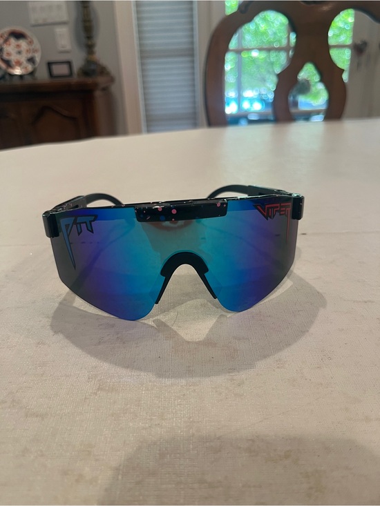 Vintage Other - Vintage style Pit Viper blue mirrored sunglasses. So retro!